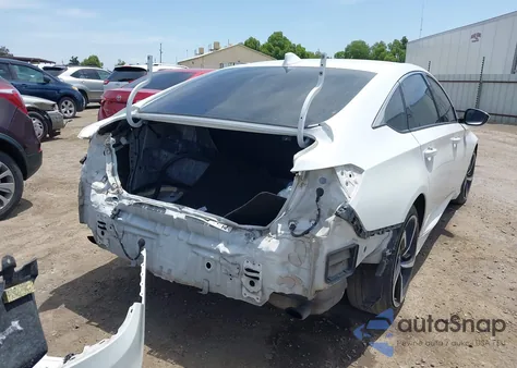 2018 Honda Accord Sport из США, поврежденный, VIN 1HGCV1F34JA063105